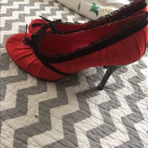 Ellie doll pumps size eight